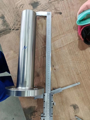 SSの管付属品はLWN RF 150のLBSのASME B16.5 SS316L 2" X 350mmのフランジ フランジを付けたようになる