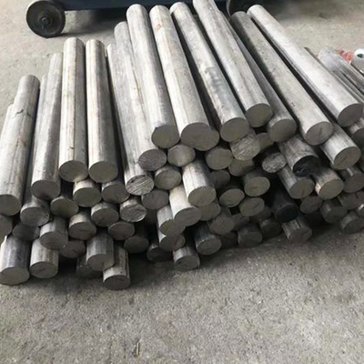合金鋼丸棒 ASTM 標準冷式ローリング技術 焼却硬さ 170-207