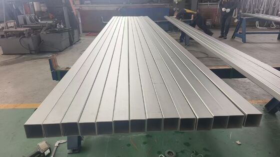 SHS RHS ASTM A500 スチールパイプ 100x100mm 重量 MS Square スチールパイプチューブ