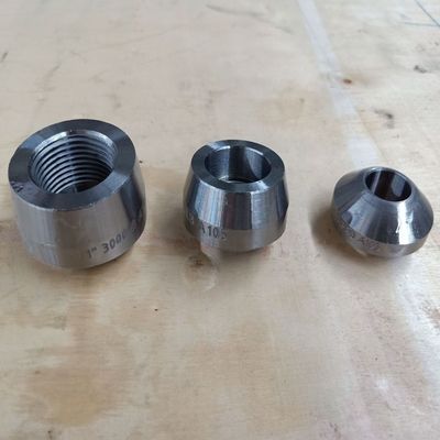 管接合箇所のためのバットによって溶接されるASTM A234 WP11の合金鋼の管付属品のweldolet