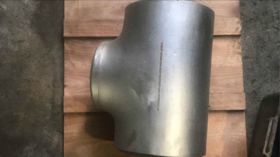ASTM B16.9 Duplesのステンレス鋼の管によって禁止されるティーUNS S31803/2205 6" X 6" SCH80