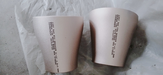 合金鋼の管付属品Incoloy825 BWの減力剤ASME B16.9 24