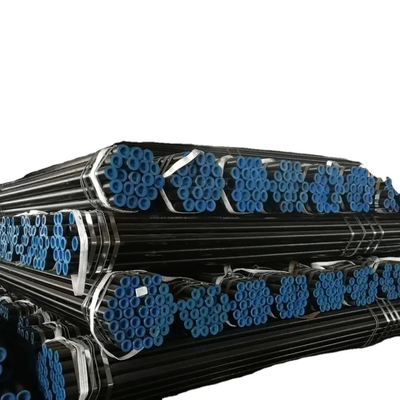 継ぎ目が無い鋼管ASTM A106/A53/API 5Lのつや出しの円形の管1