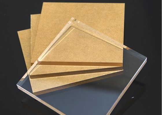 透明なレーザーの切断プラスチック円形シート透明なアクリル シートのプレキシガラスの円形はアクリルを広げる