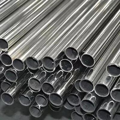 P5 16インチASTM A335 SCH40のニッケル合金の継ぎ目が無い管