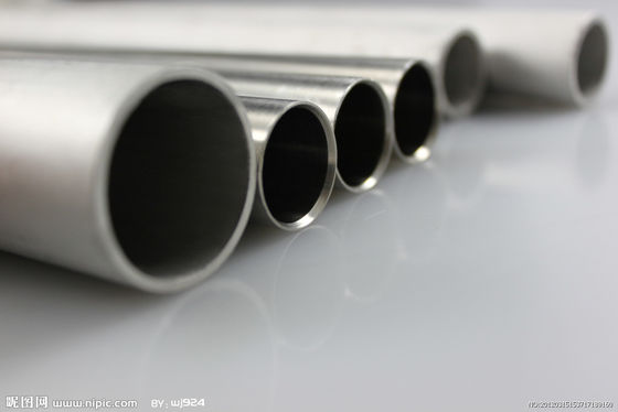 継ぎ目が無い注文の小さい直径の鋼管の外の円10mm 5mmの壁厚さ2.5mmの空の鉄の管の炭素鋼の円形