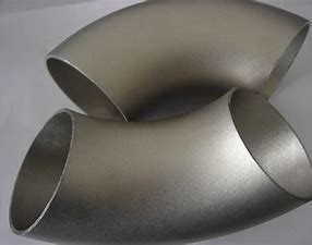 電流を通された鋼管の可鍛性肘の配水管の給湯器の火の管付属品の鋳鉄90°