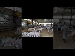 近代的な産業プラントの内部 |製造工場見学